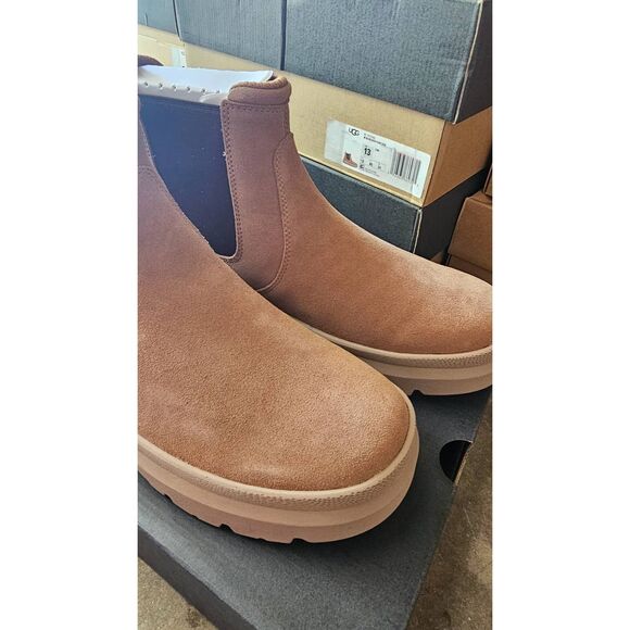 UGG Men's Burleigh Chelsea Boot, Chestnut, 11.5 Brand new with box. 100% AUTHENT - Picture 7 of 11